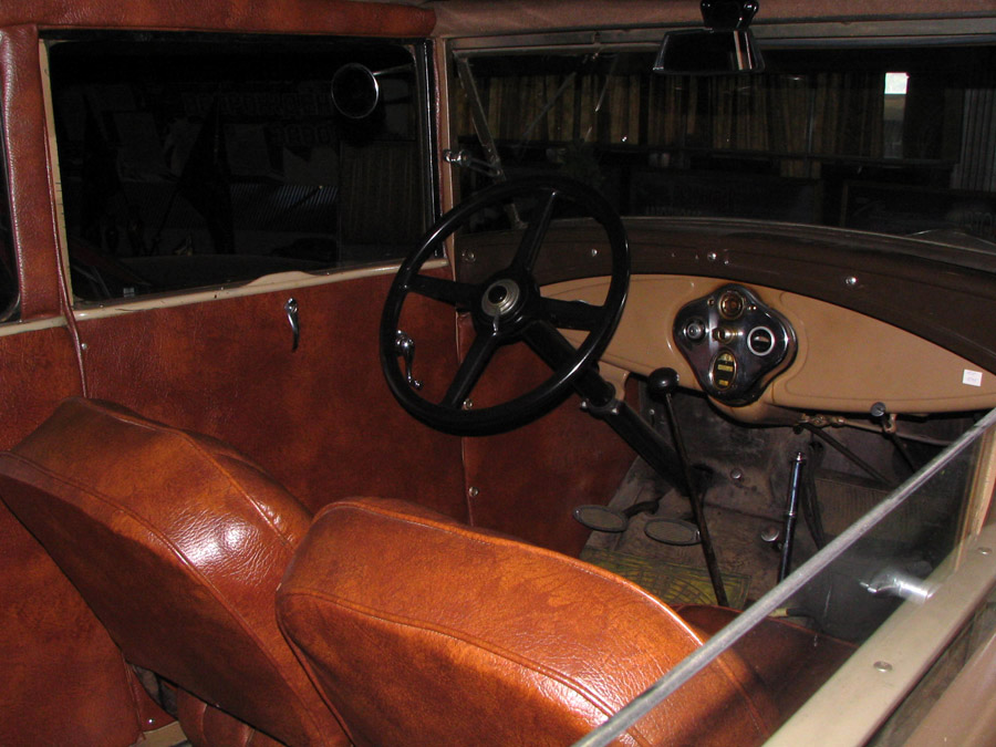 Салон Форд А на заводе КИМ