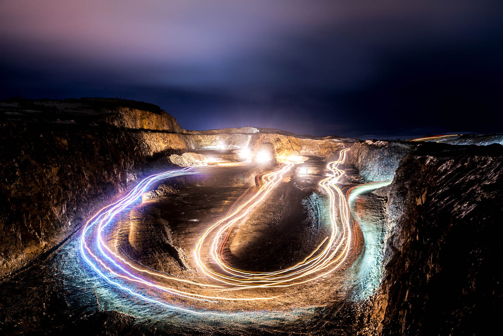 Геодезическая съемка. Геодезия топосъемка. Геодезия и картография. Высотная съемка. Геодезическая съемка фасада здания.