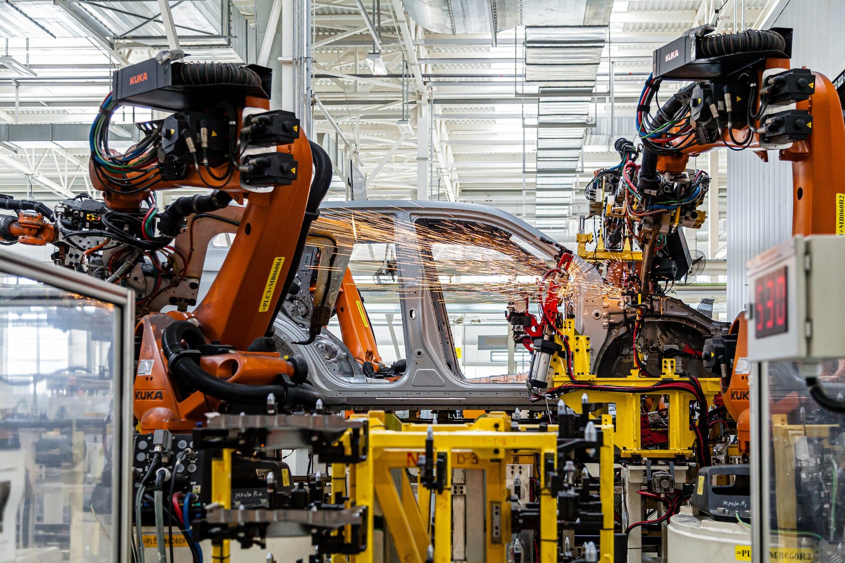 Завод Belgee: где в Беларуси рождаются машины, которые мы видим каждый день