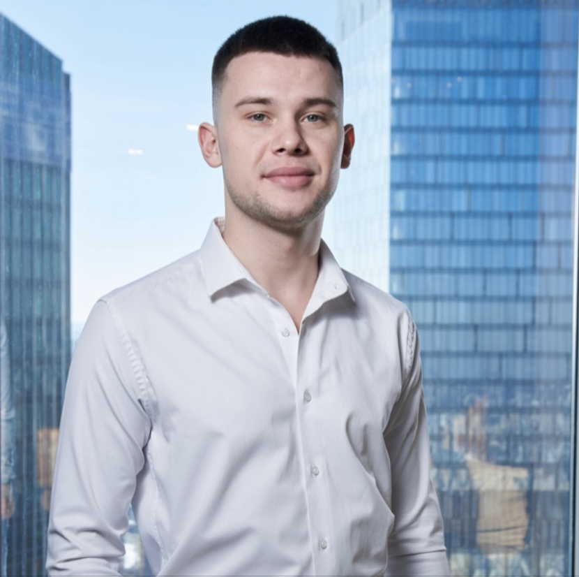 Сергей Чернавин