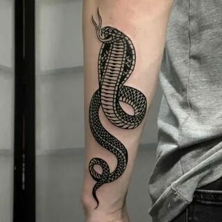 Значение татуировки кобра (50+ фото)