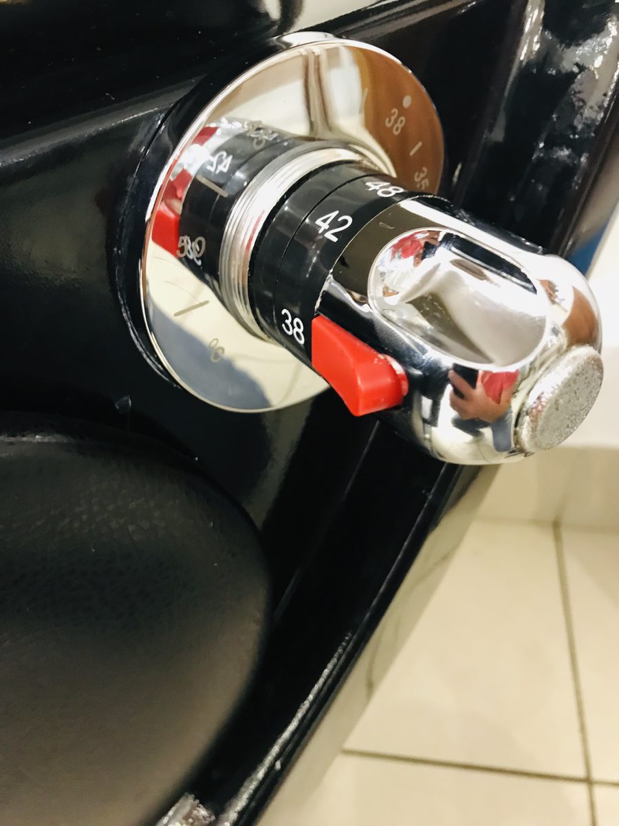 Термостатический смеситель для парикмахерской мойки