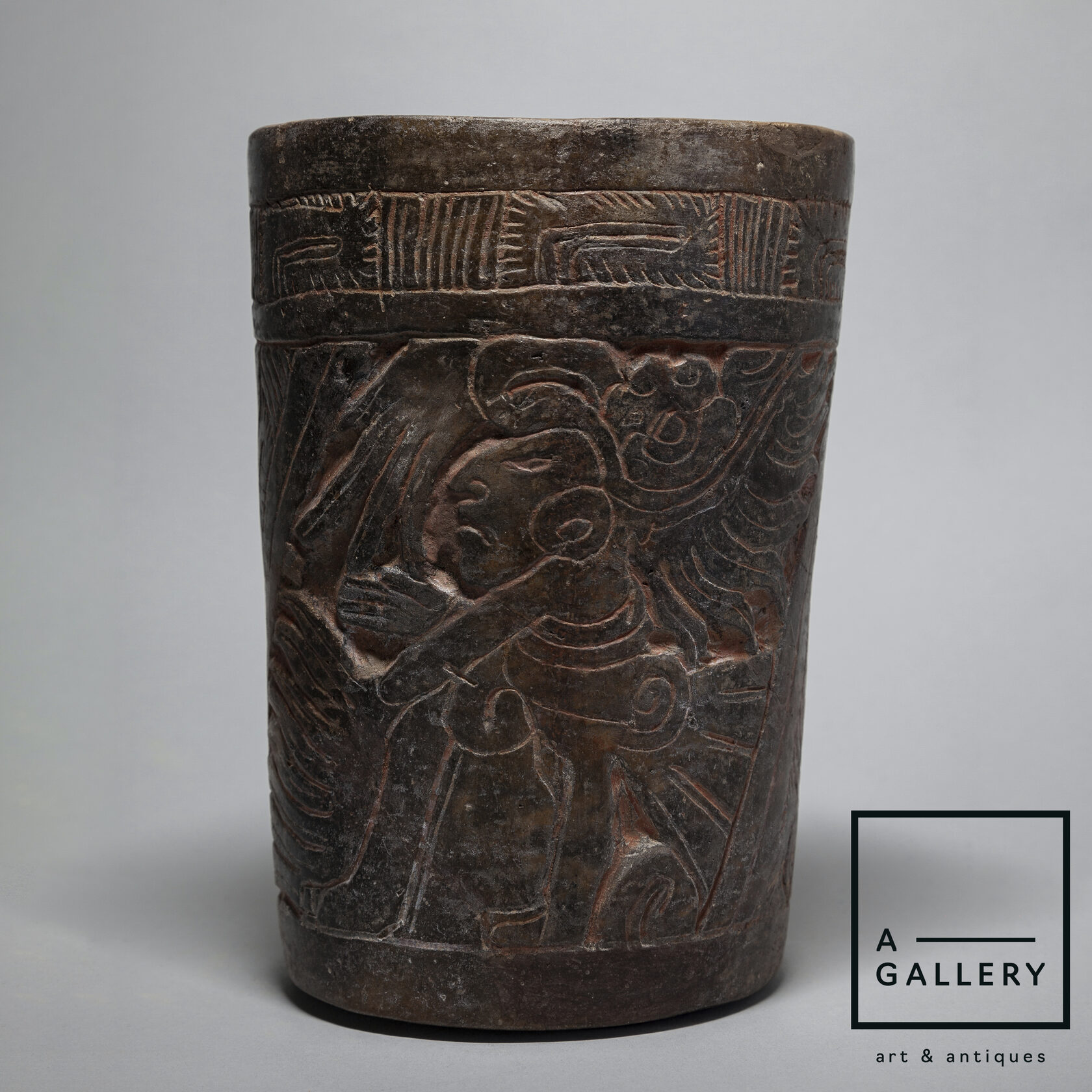 Сосуд с изображением фигуры правителя, Культура майя (500-800 гг. н.э.), поздний классический период, Мезоамерика