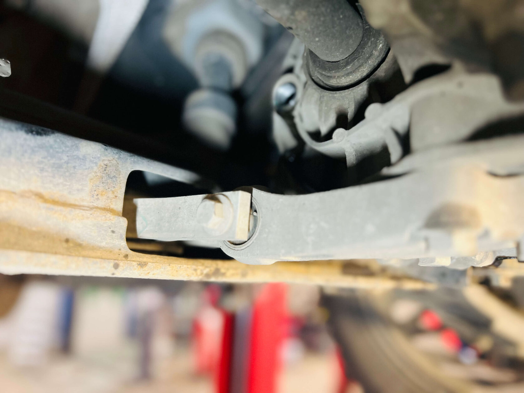 Проверка уровня масла Chery Tiggo 8