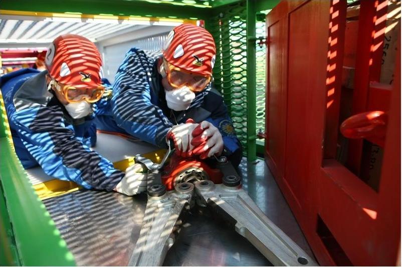 XnrSMnzRudE пожарный лабиринт для тренировок