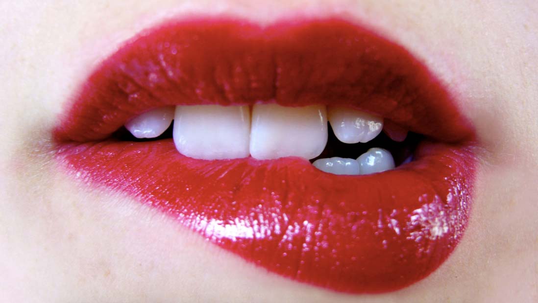 Как увеличить губы в домашних условиях: средства, способы, лайфхаки