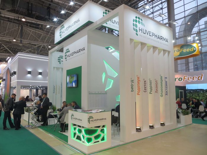 Оформление стенда и световых перегородок Huvepharma