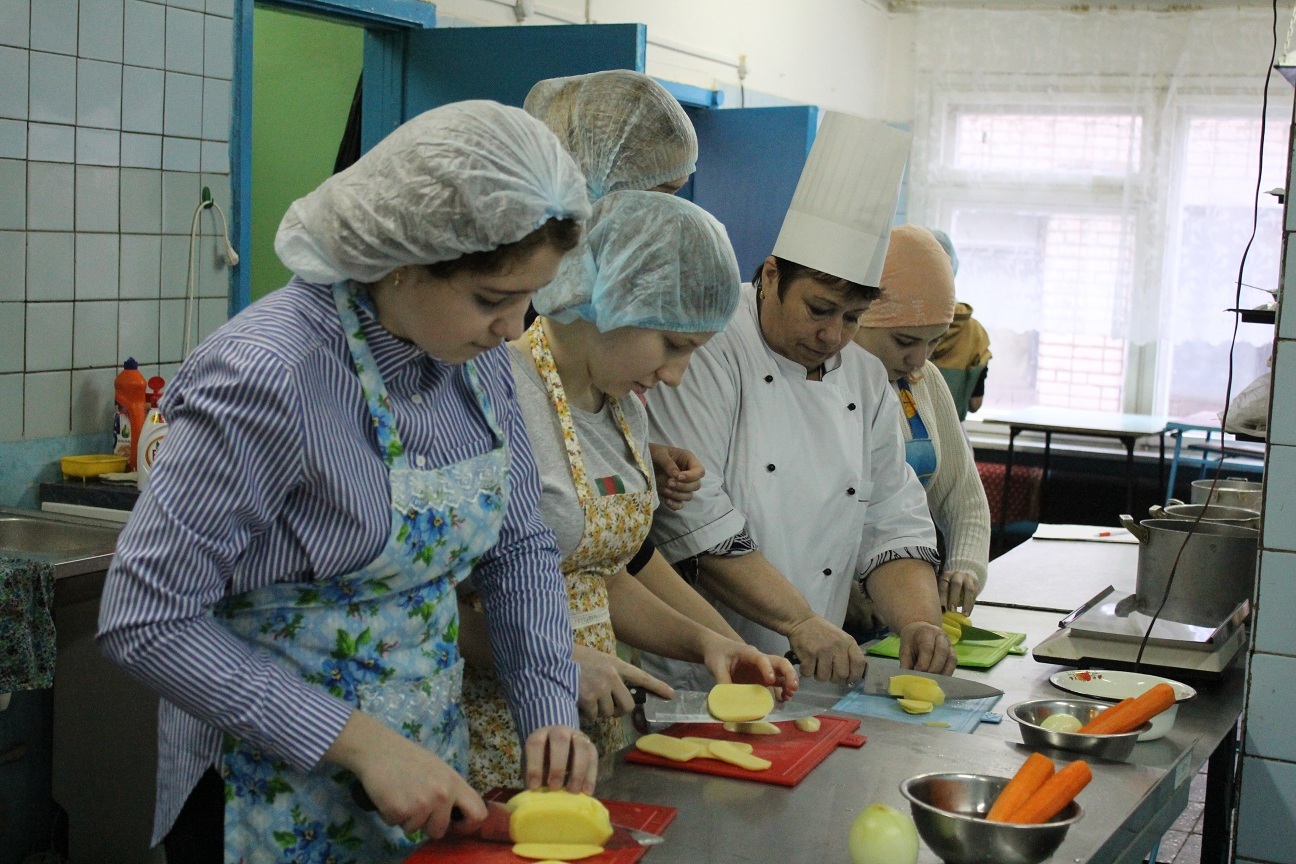 Боровичский техникум общественного питания и строительства