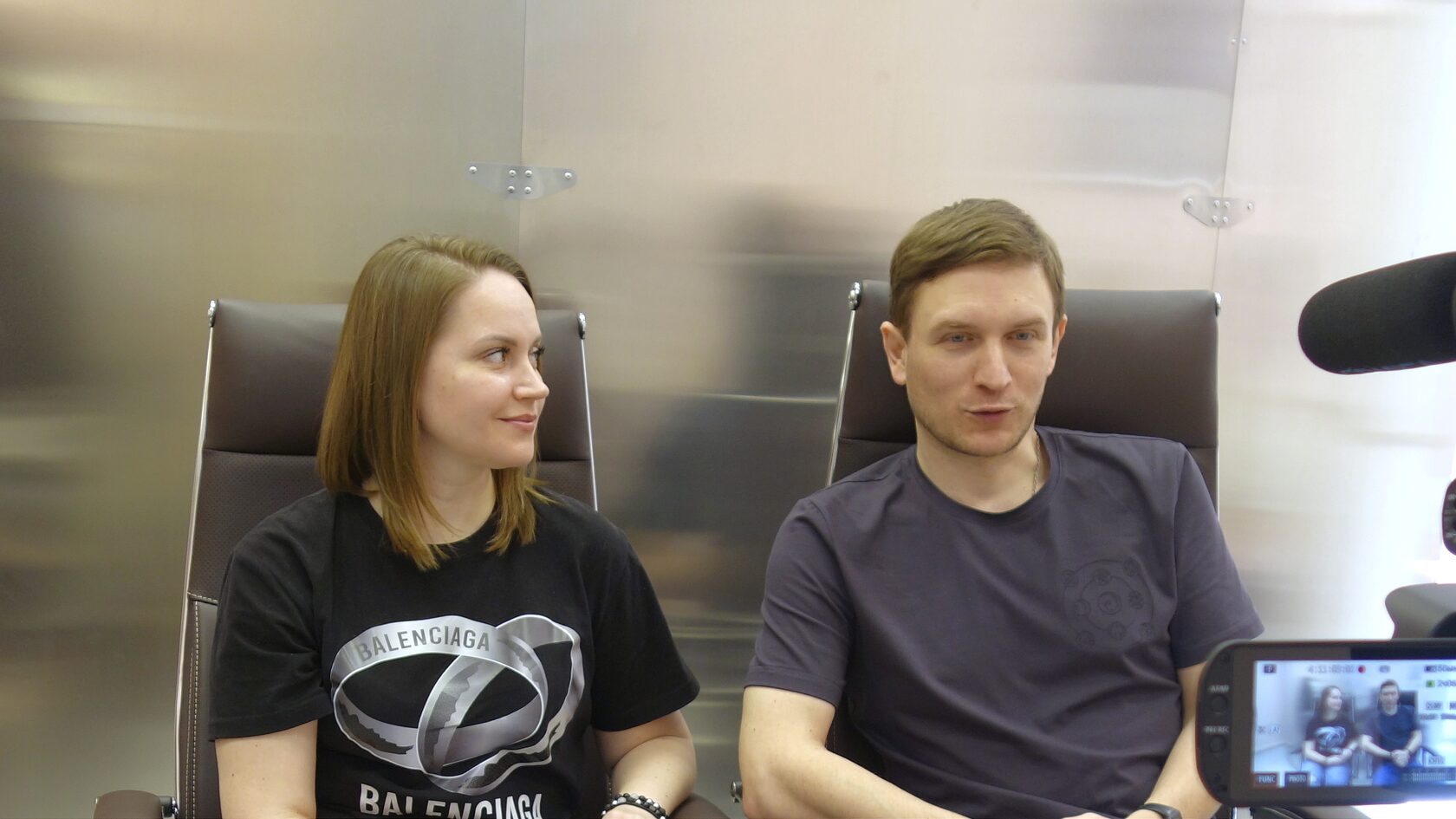 Зеркала MG — пространство для себя. История одной пары