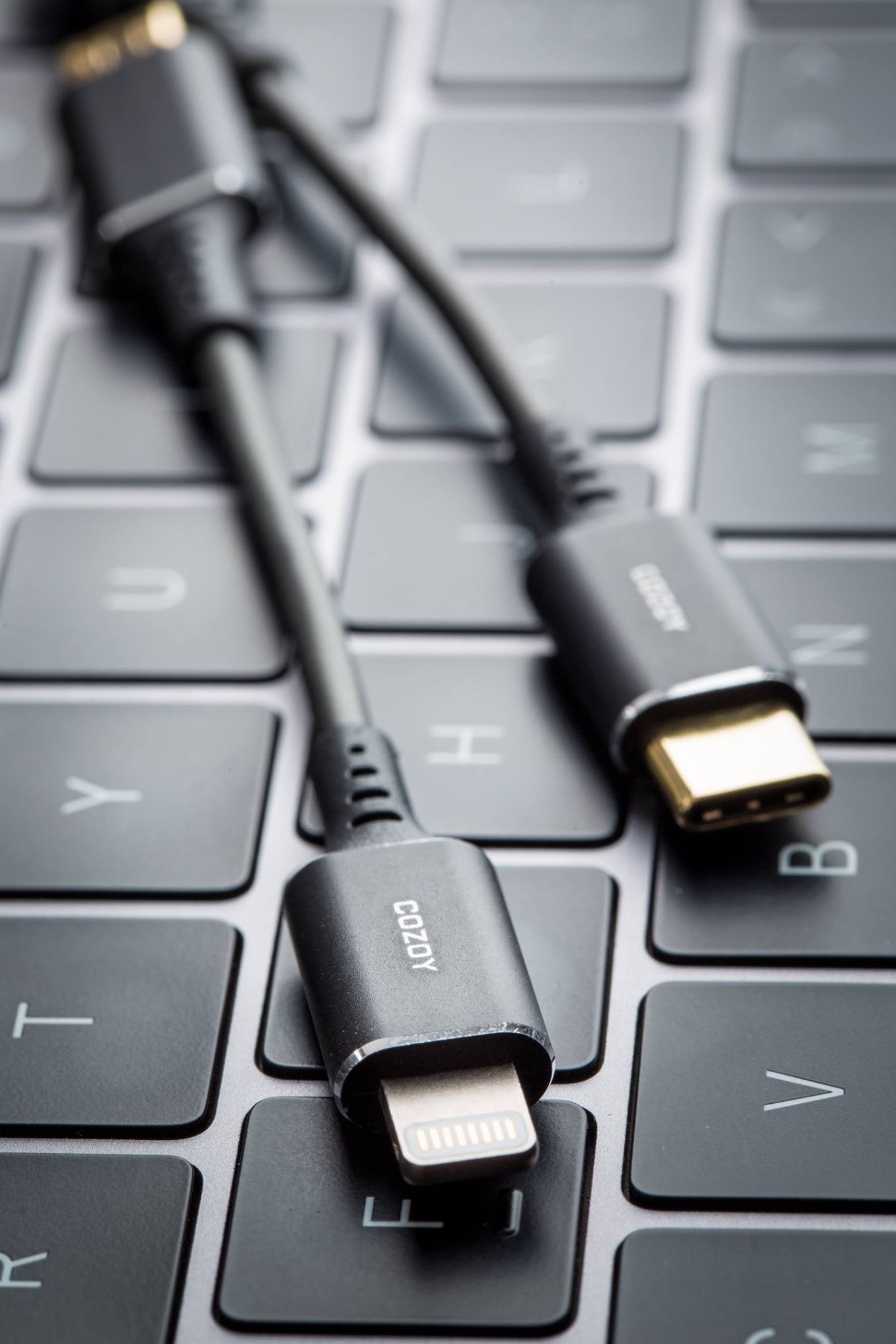 Кабель USB Type-C, Lightyning 