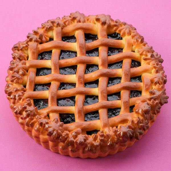 BILBERRY AND REDCURRANT PIE