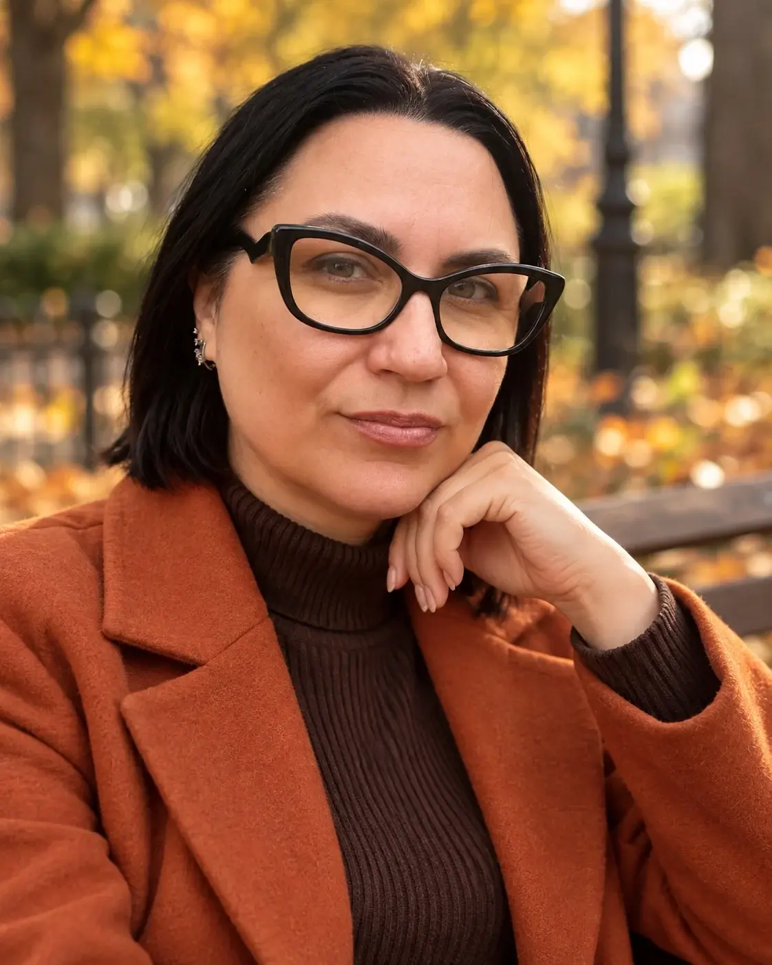 Кристина Борисова в рыжем пальто
