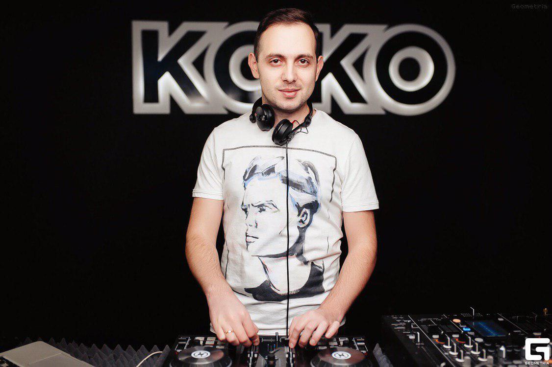 Top dj. Top dj. Диджей лого. Nts radio. Диджей mag фото.