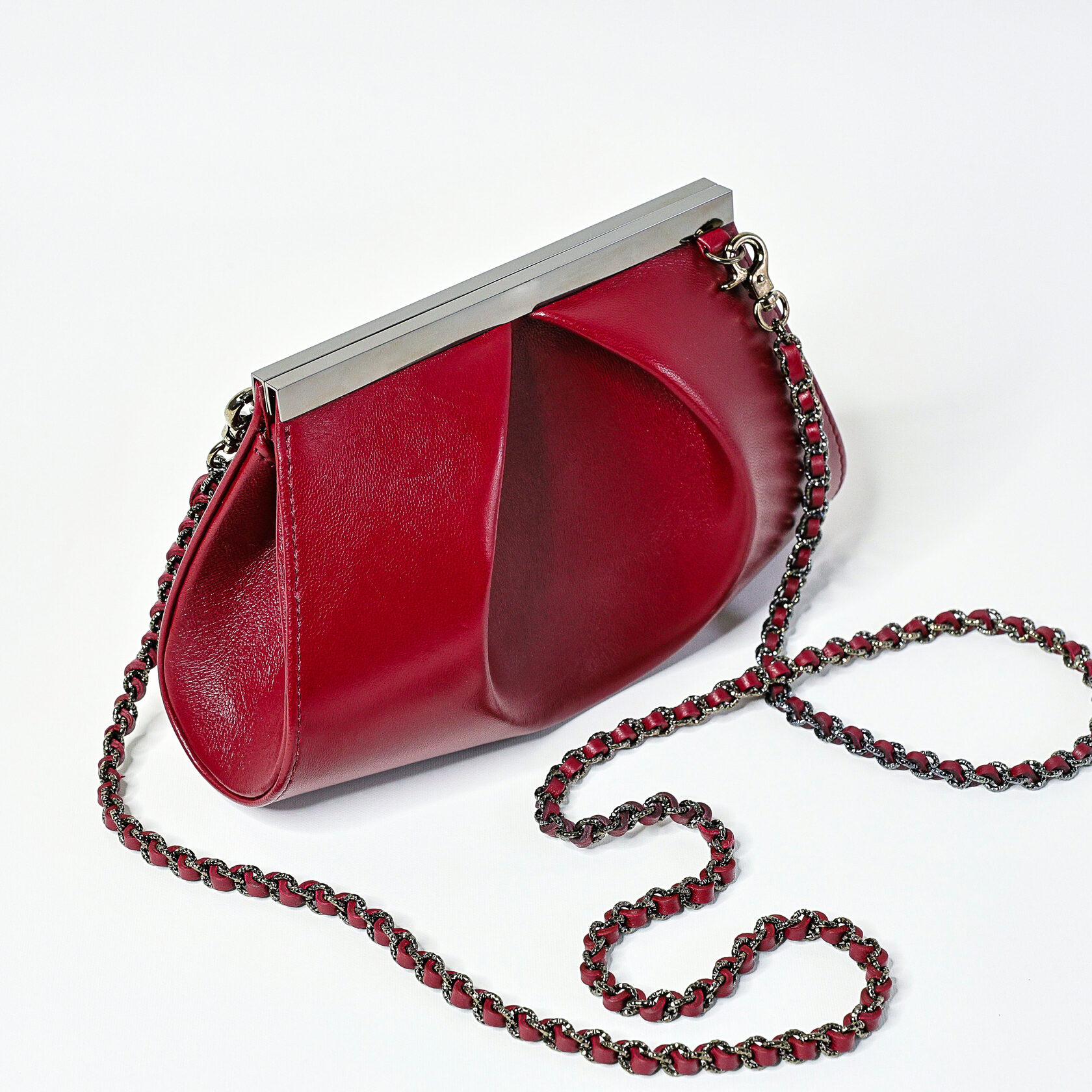  каркасный клатч Drop на магнитном фермуаре бордового цвета из натуральной кожи премиум качества