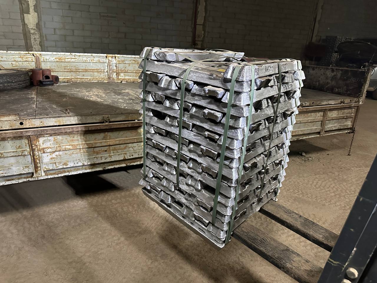 АК5М2 ГОСТ 1583-93 поставка 685 кг алюминиевый литейный сплав