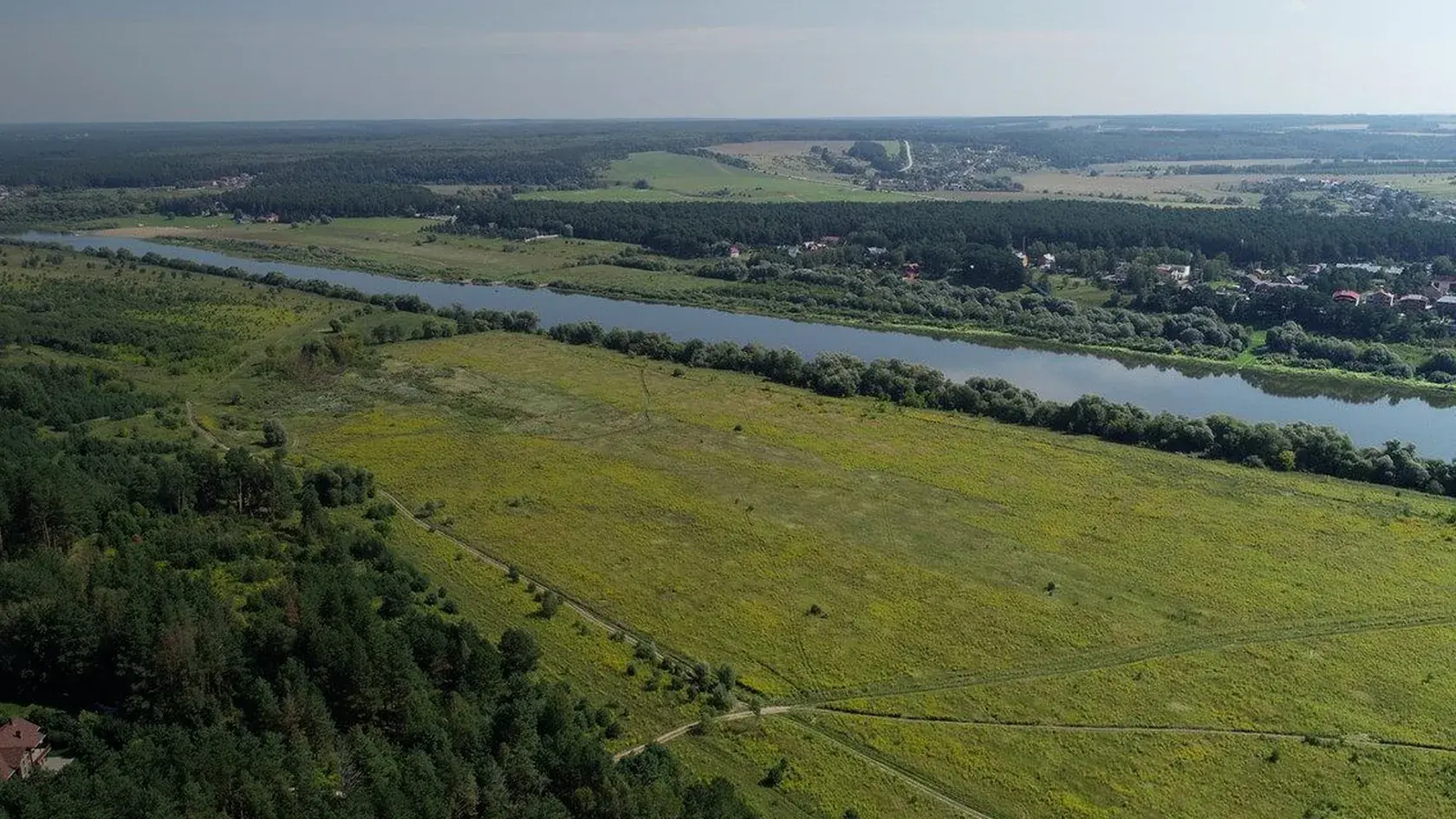 Панорама земельного массива на берегу Оки