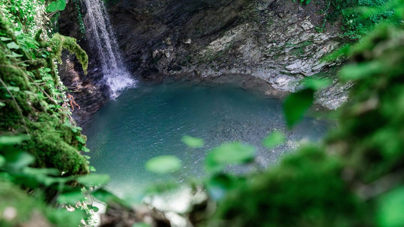 Апрель в Сочи 2026