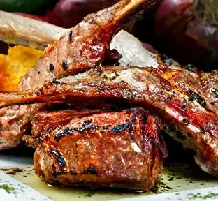 Шашлык из баранины на кости (каре) - 300 грамм — заказать с доставкой в Пензе