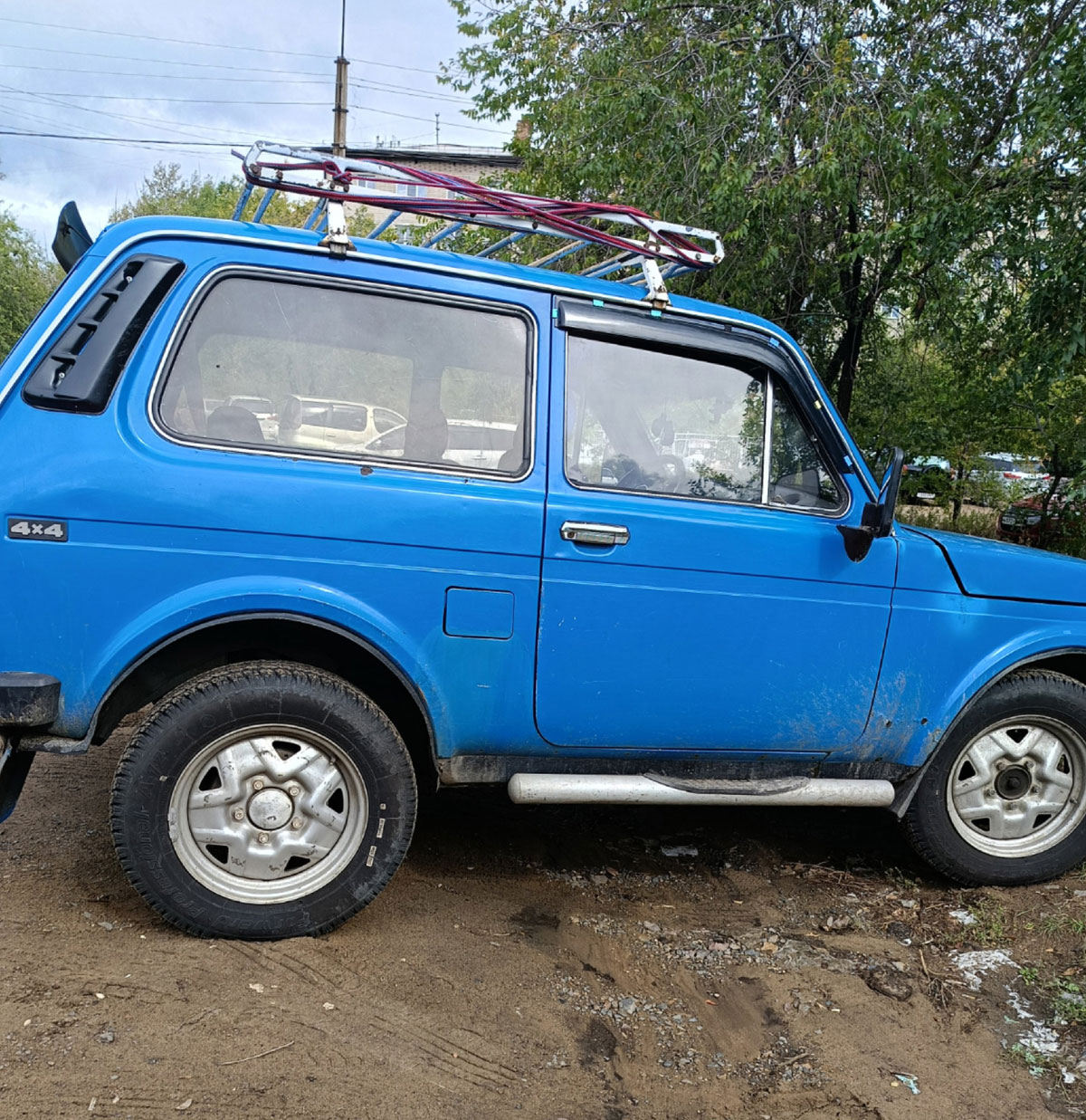 Автомобиль Нива