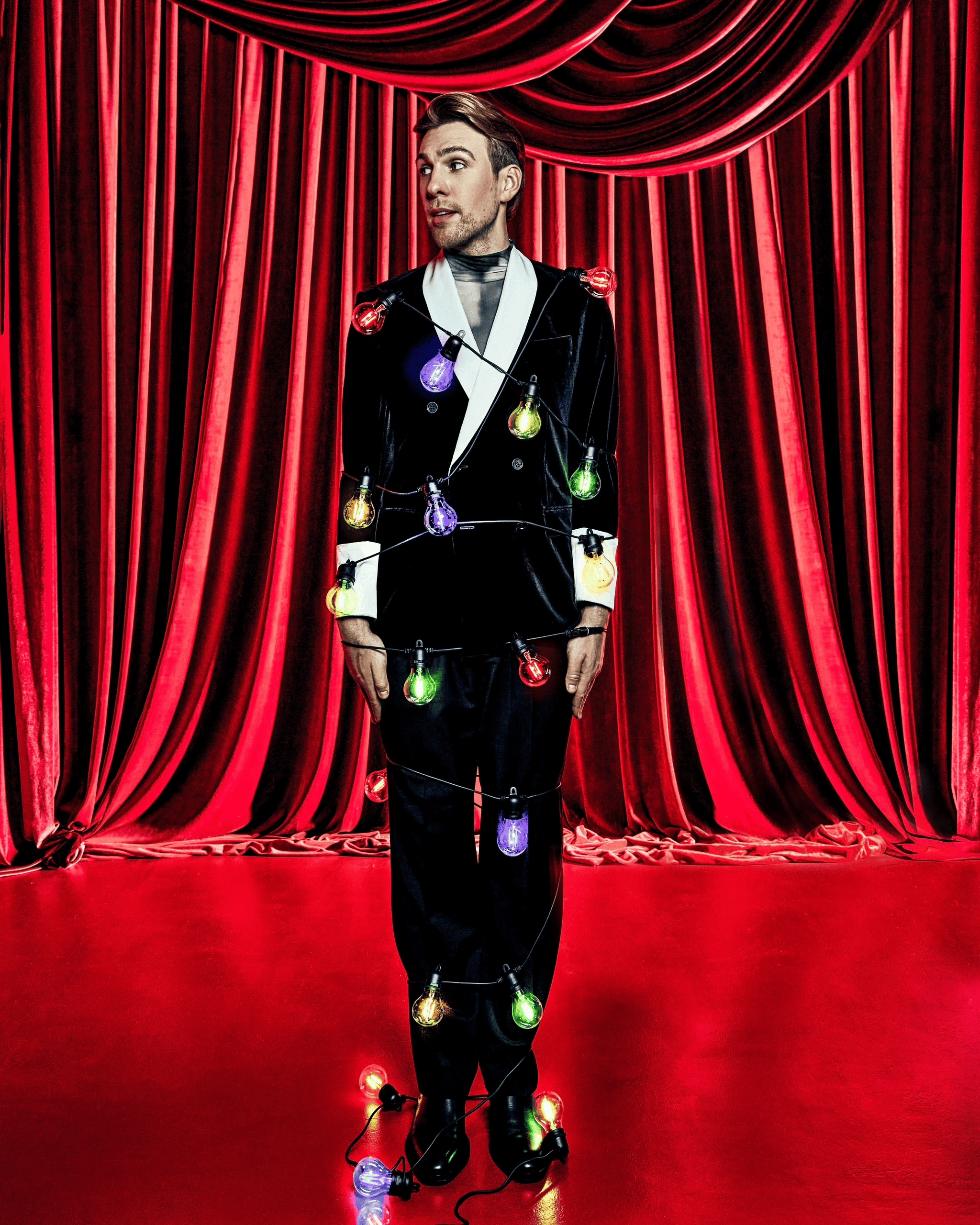 Ведущий публичных мероприятий Никита Анисимов