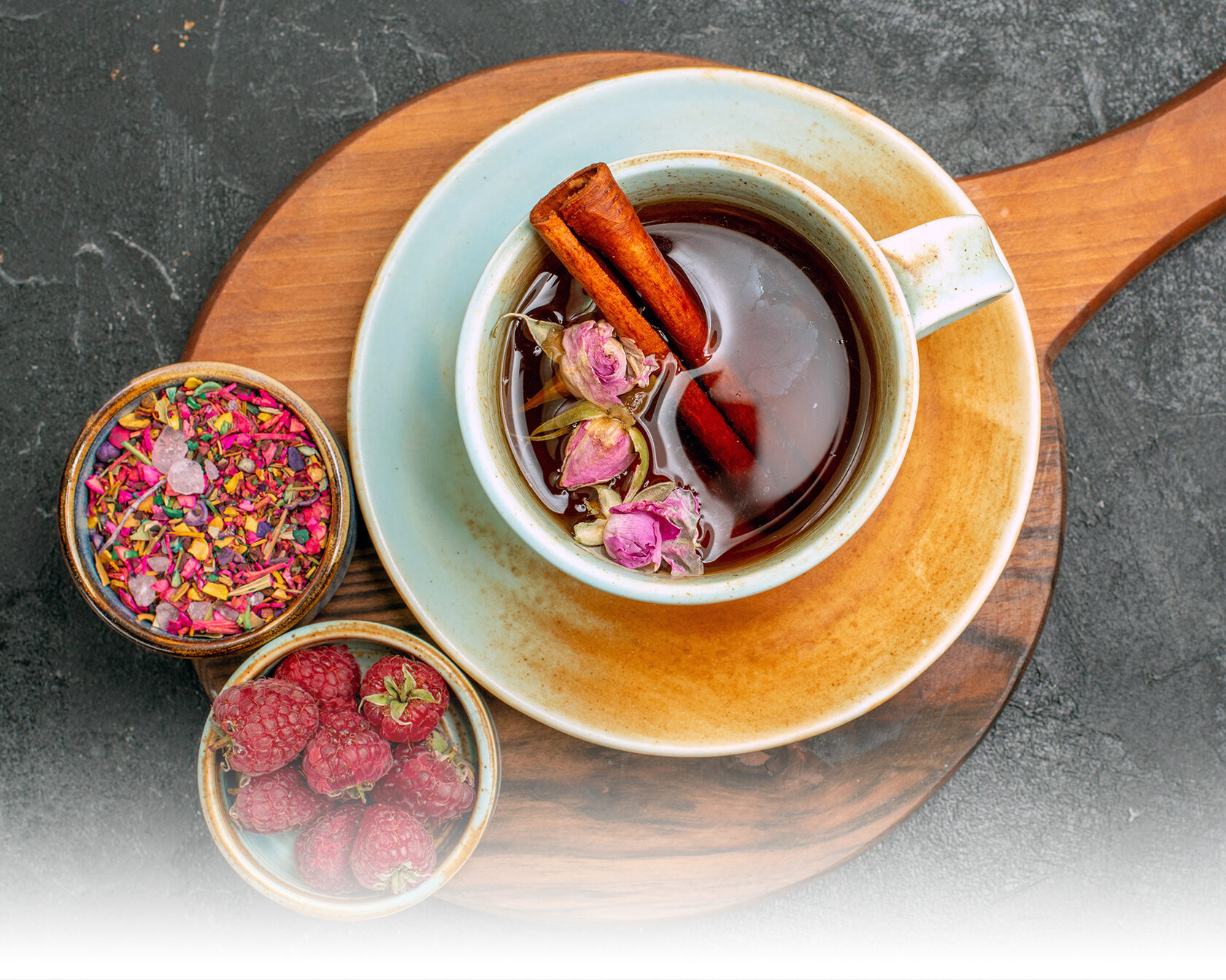 фото нанесения макияжа на лицо девушки 