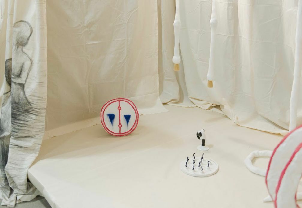 Xotinining sikilishi haqida porno video Ota qizini yalayotgan porno video