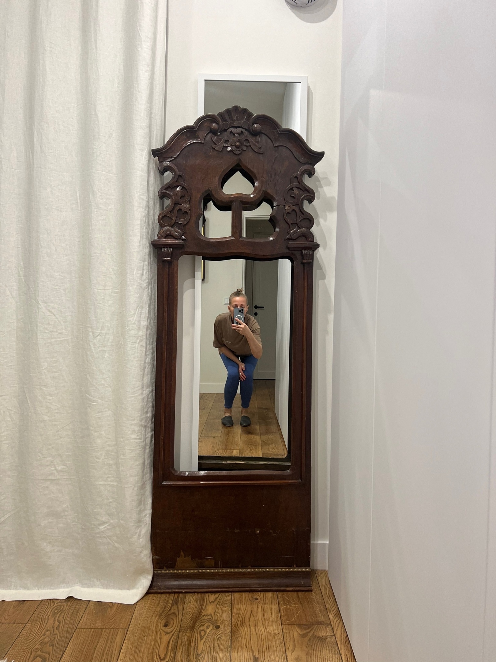 декор в хоумстейджинге. Фото до. Ольга Виноградова. Академия хоумстейджинга Глории Крюнер