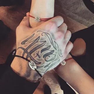 Татуировки Егора Крида на руке
