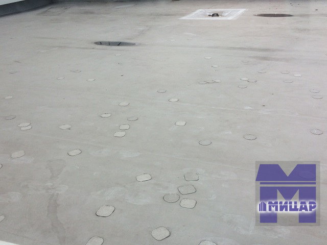 Мембранная кровля после одного года эксплуатации.