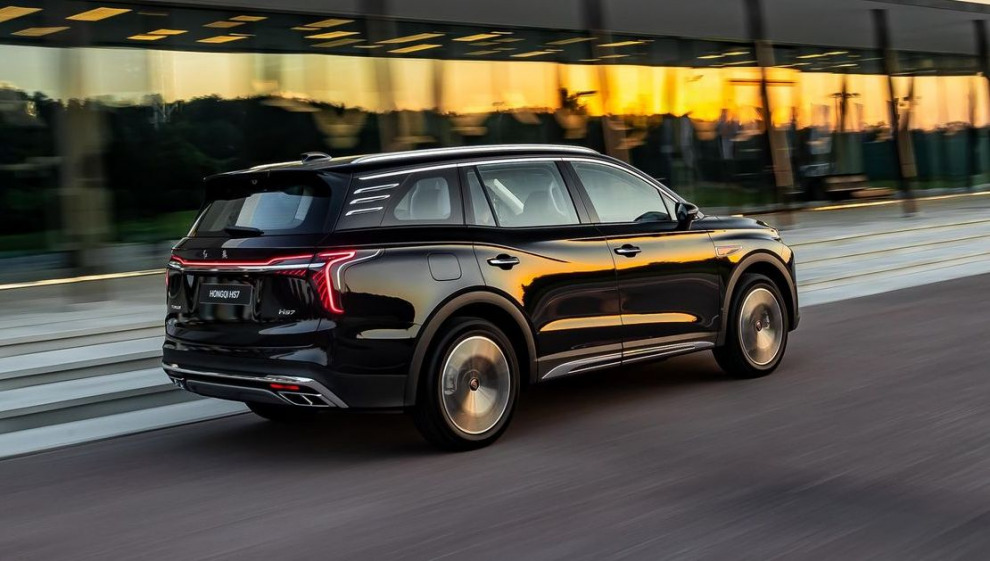 Hongqi – три года на российском рынке