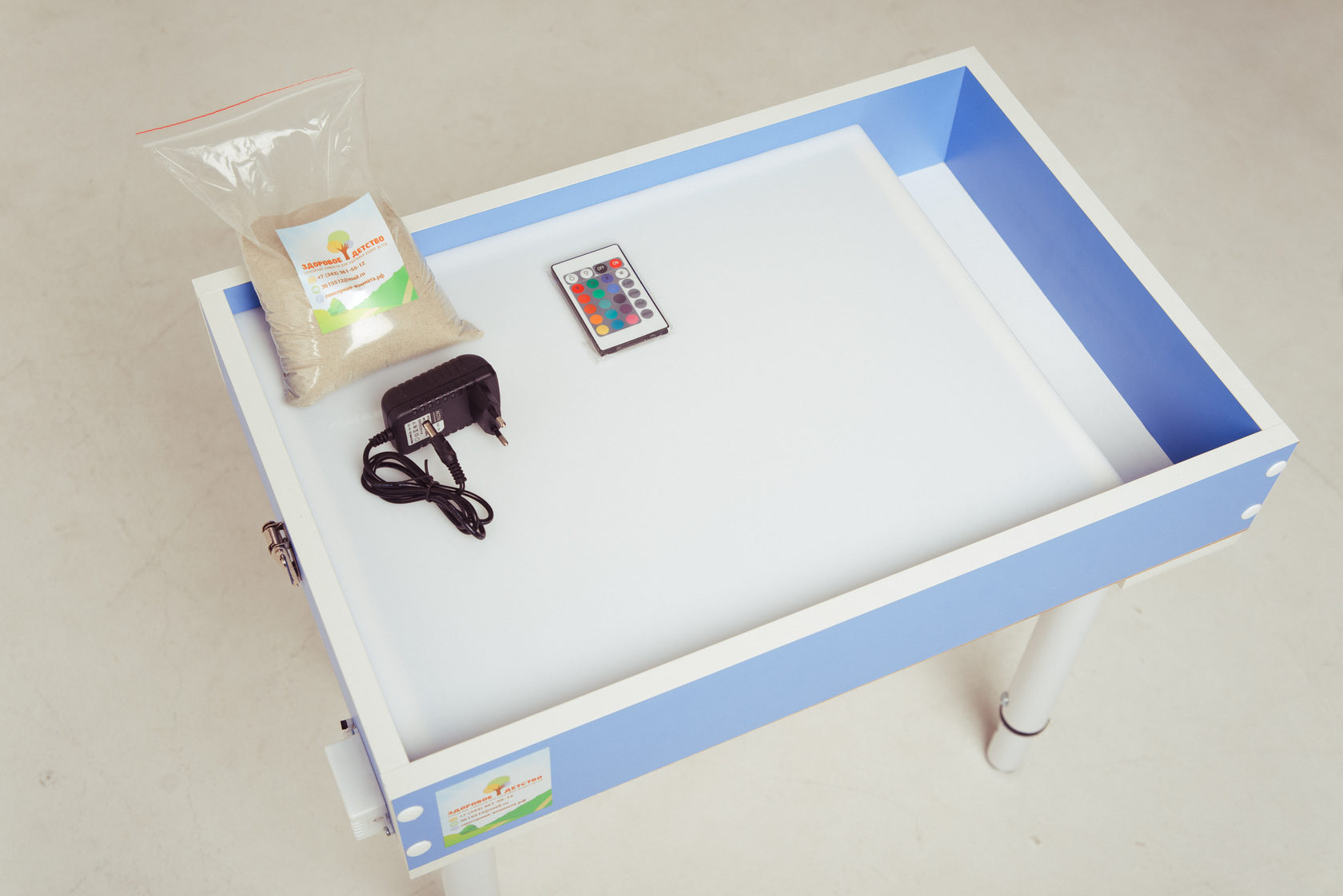 ДФ/Вт 90 стол игровой для рисования песком со свет.эффект. (70*50*48-61см)