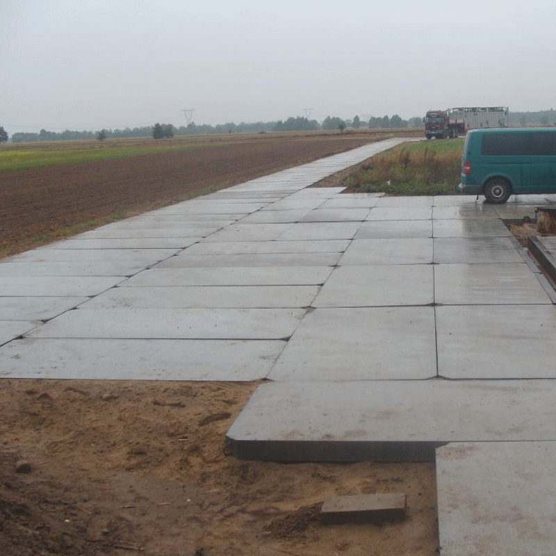 дорожные плиты 2п укладка. бетонные плиты для дорожного покрытия. плиты покрытия дорог. плита бетонная дорожная разделитель дороги. жб плиты на дорогу.