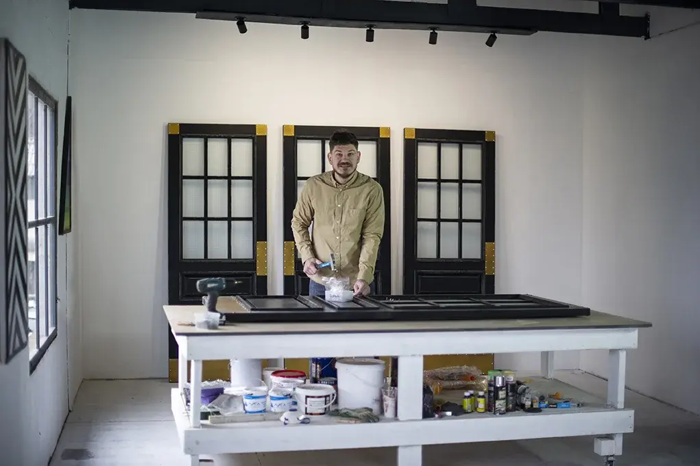 Производство дверей из массива на заказ