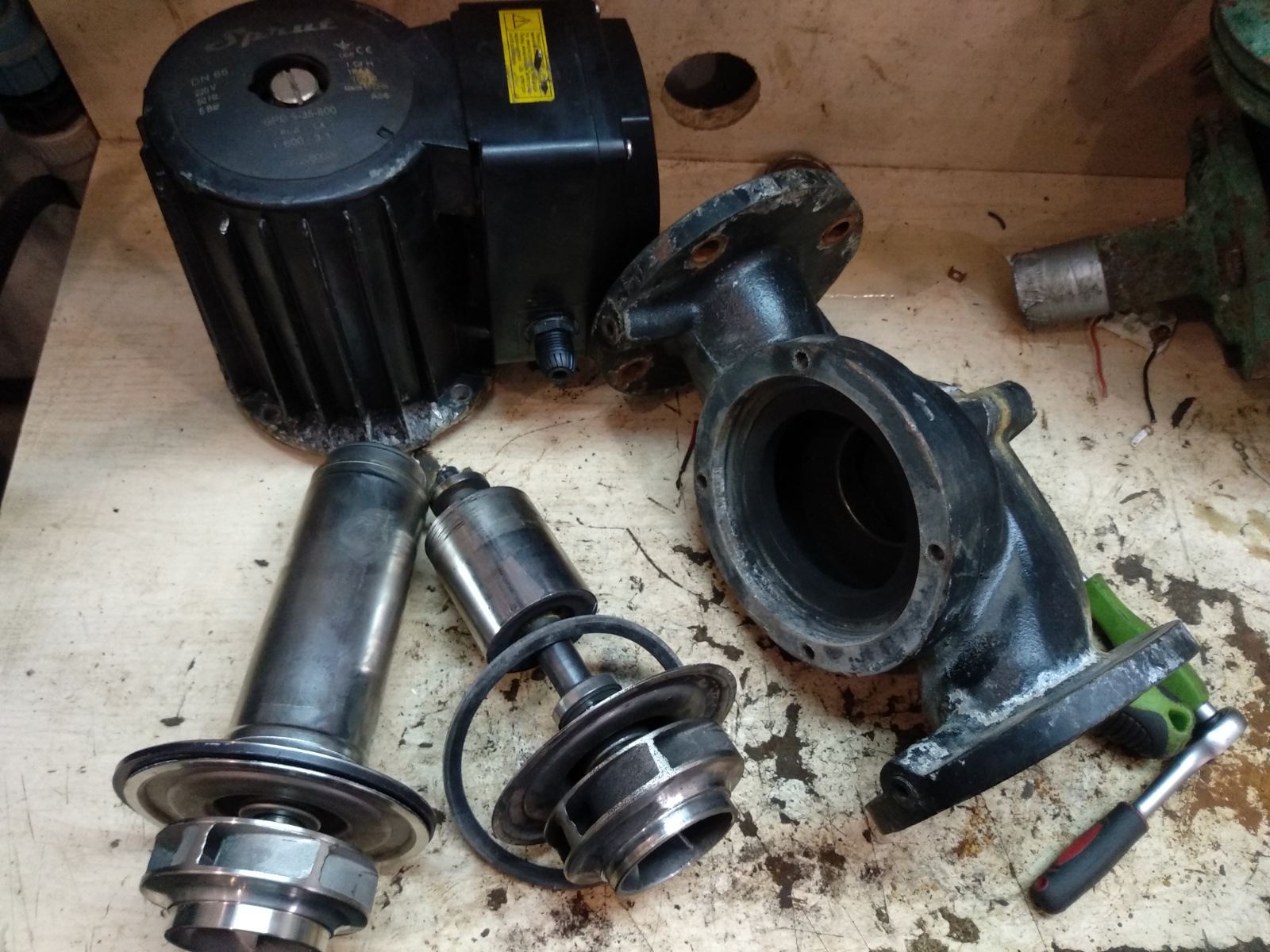 Ремонт насос Sprut GPD 9-35-600. Заміна ротора з втулками та гільзою