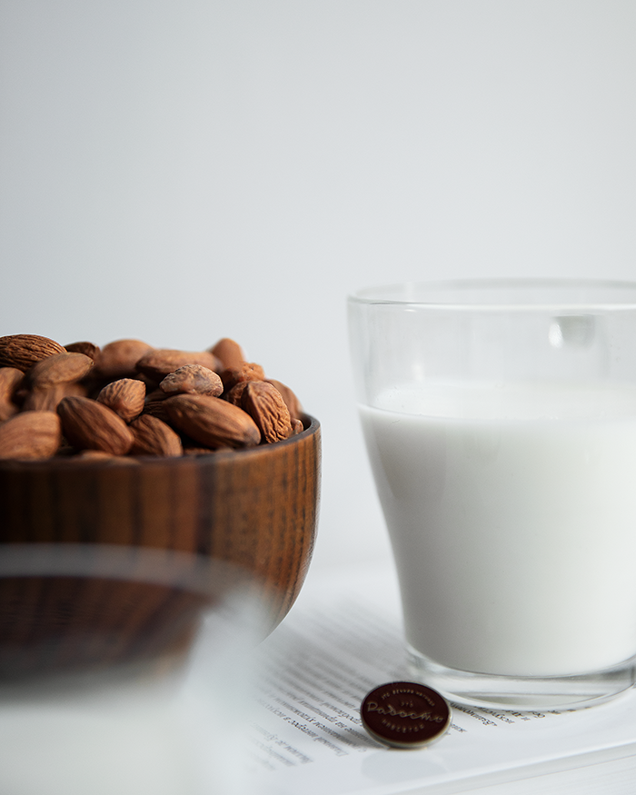 Как приготовить растительное молоко дома: 4 простых рецепта