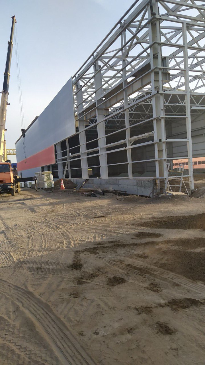 Ангар с металлокаркаса