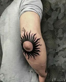 Значения татуировки «Черное солнце»