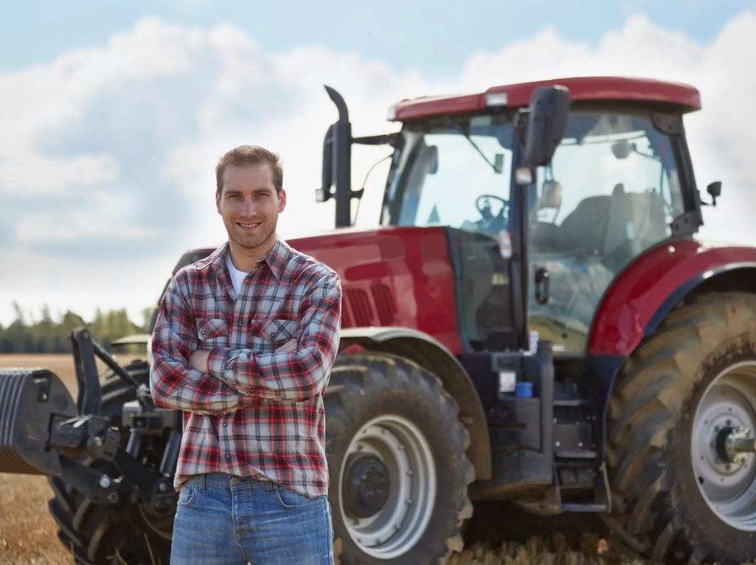 Сколько получает тракторист?