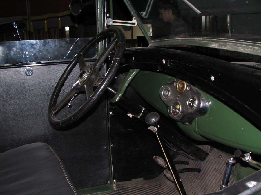 Газ-аа московской сборки кабина салон