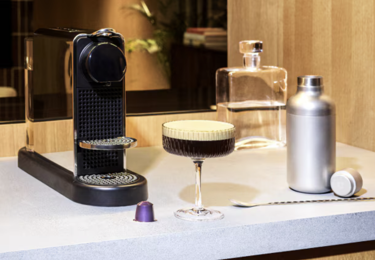 Кофе в бокале Неспрессо мартини