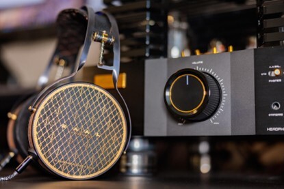 Изображение выглядит как Аудиооборудование, электроника, Бытовая техника, Наушники

Автоматически созданное описание