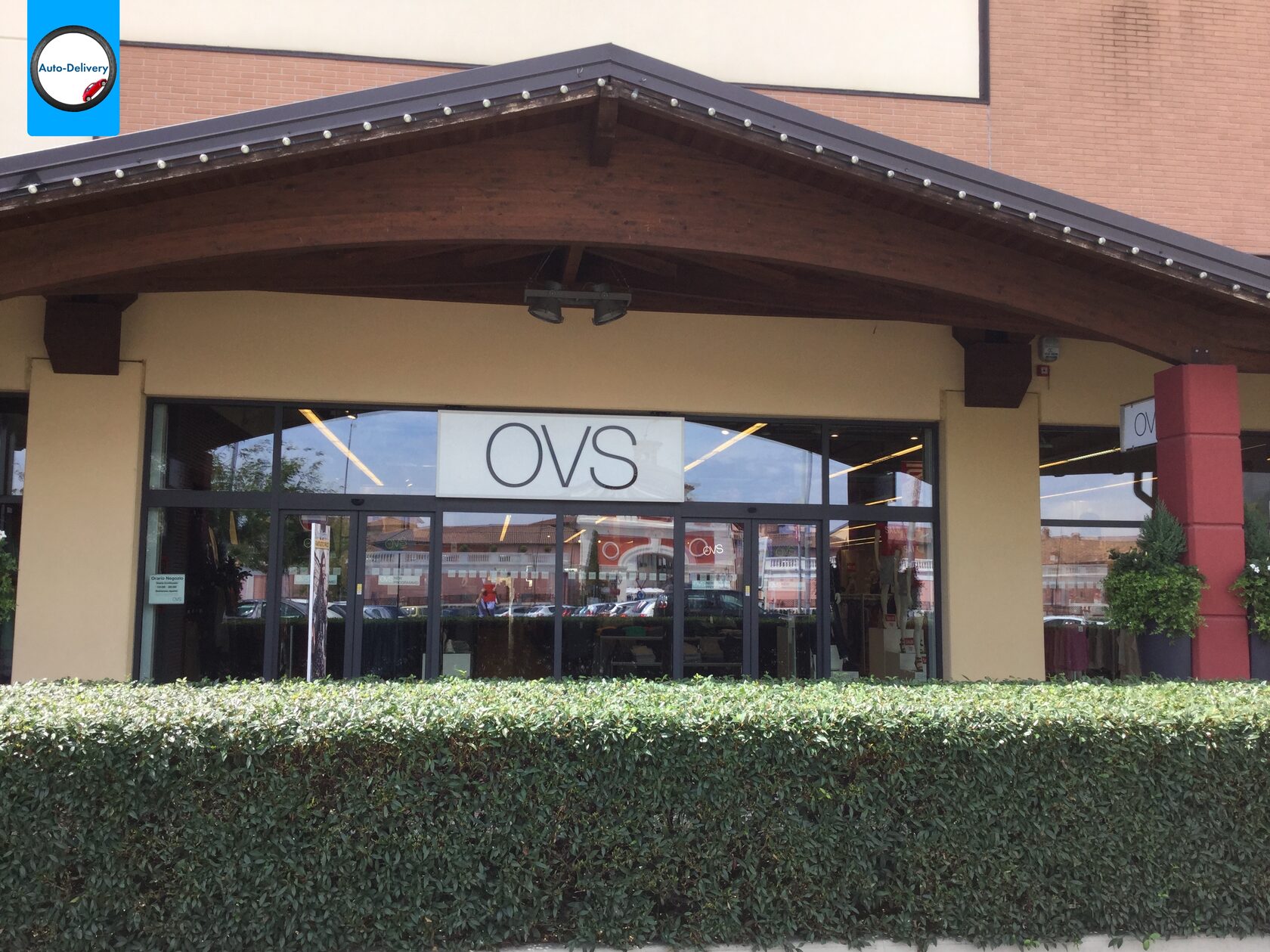 OVS Serravalle Designer Outlet