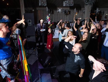 Заказать современный корпоратив для компании Лента