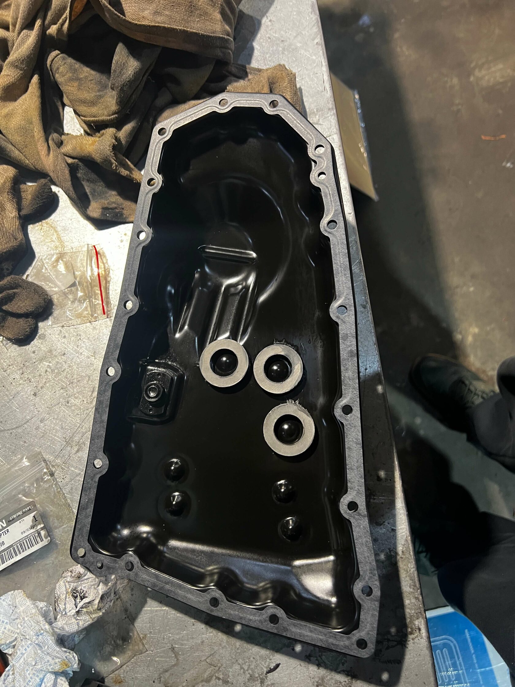 Очистка поддона и магнитов