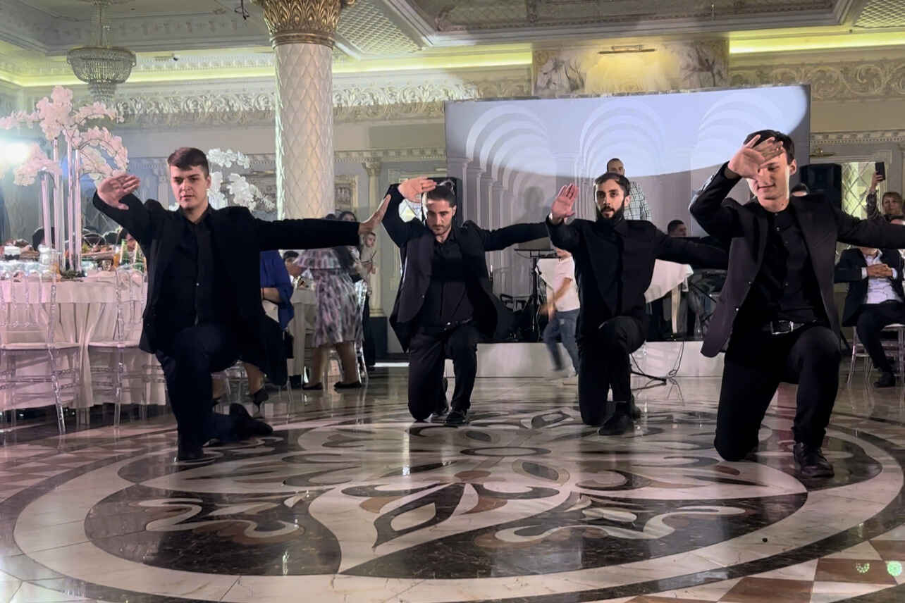 Зейбекико видео