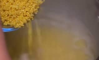 Приготовление пшённой каши с тыквой на молоке: шаг 6