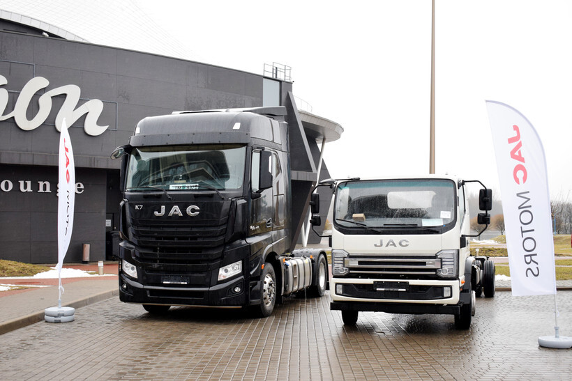 Какие гарантии предоставляет производитель JAC при лизинге?