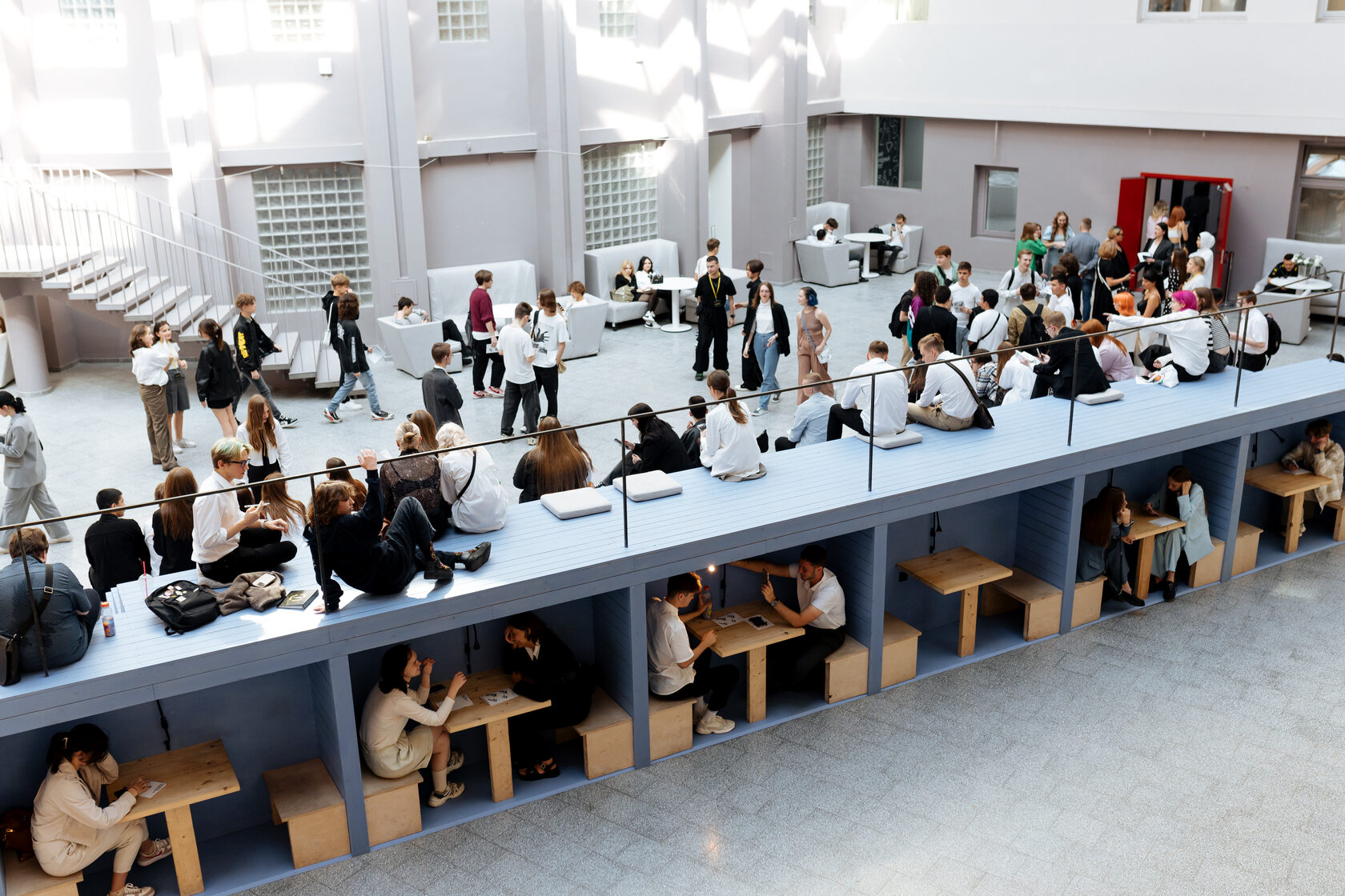 Минет жатақханасы туралы бейне Жүргізуші Инна Карпушина жалаңаш