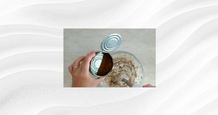 Приготовление паштета из шпрот с яйцом и плавленным сыром: шаг 7