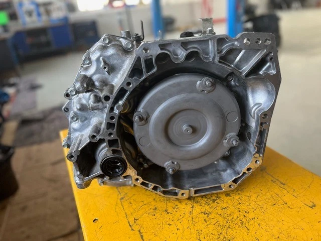 Коробки передач на складе поставщика